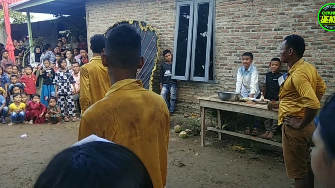 Tahan tawa Broo!!!  Vidio lucu moyetan jarkep mawar sari dengan (membodohi dalang nya) enak bangett