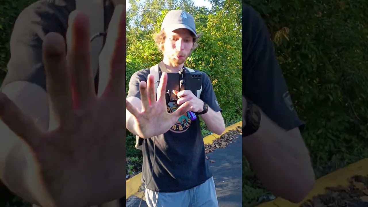 MTV Cribs: «Джонни Три Пальца» 📍 Tunnel Road (Эшвилл, Северная Каролина)