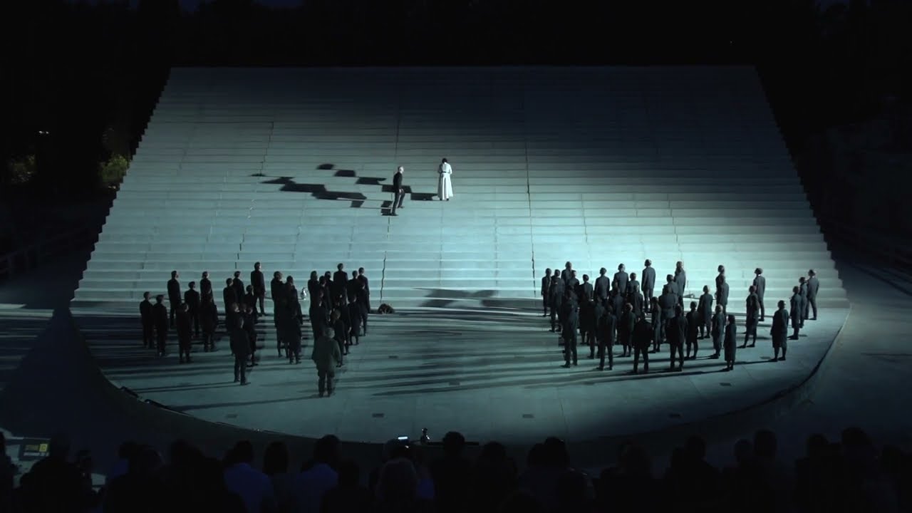 L'Edipo Re di Sofocle con la regia di Robert Carsen al Teatro greco di Siracusa