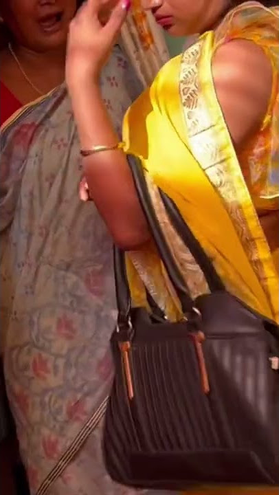 Sudden Arrival Of Eunuch (Hijra) before the Marriage Ceremony #shorts  #eunuch #bride #hijra