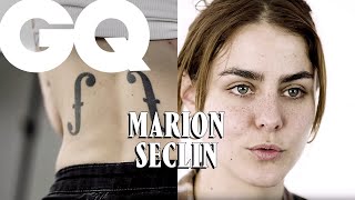 Marion Seclin Dévoile Ses Tattoos Son Premier, The Runaways, Samuel Beckett... Gq