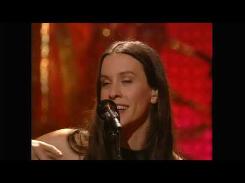 Alanis Morissette – MTV Unplugged Full Concert Remastered 1440p [18 Septiembre 1999]