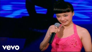 陳慧嫻 Priscilla Chan - 人生何處不相逢 (Live from 陳慧嫻珍演唱會2003)