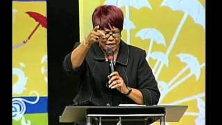 Bishop Iona Locke Prayer @Covenant Love Church (Clip 1)