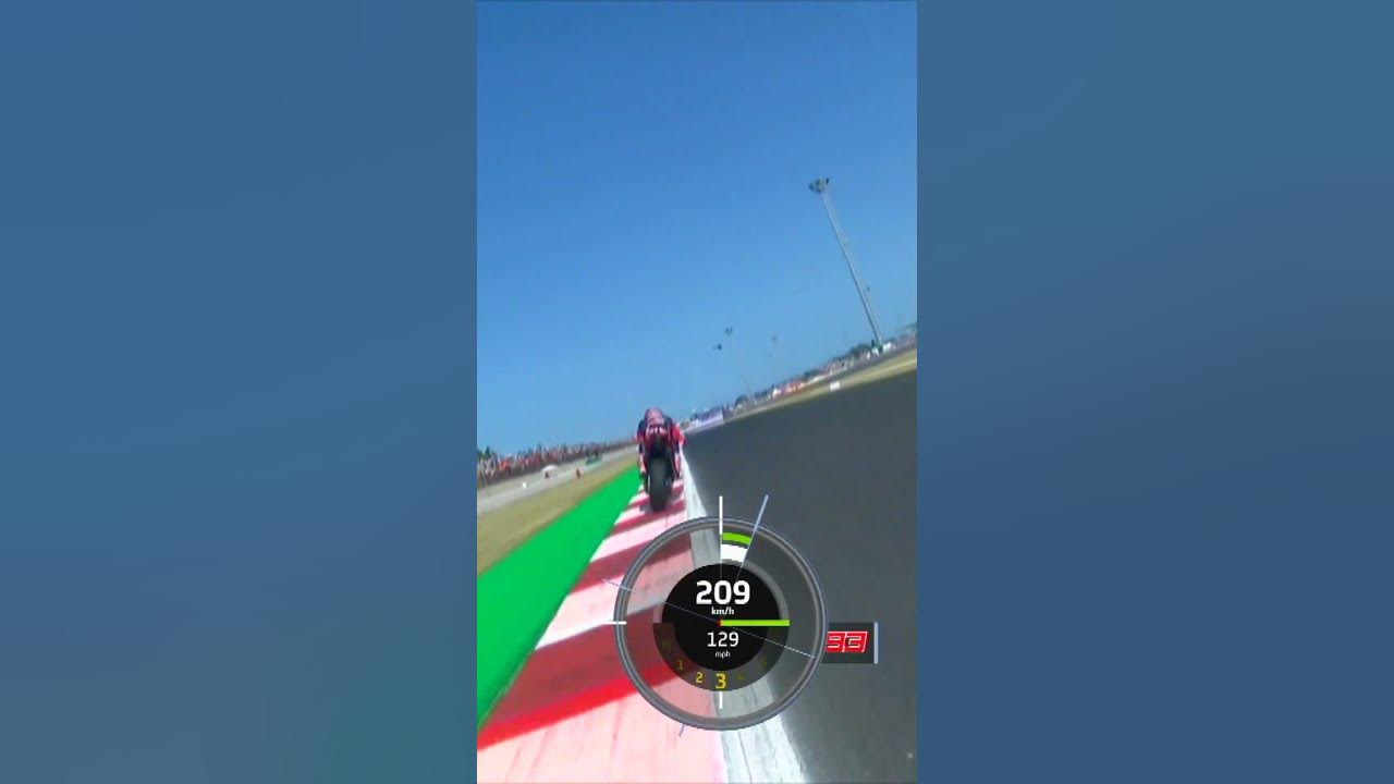 Catch him if you can! (Spoiler: You can't) ποΈπ₯ #Marcmarquez #motogp Catch him if you can! (Spoiler: You can't) ποΈπ₯ #Marcmarquez #motogp