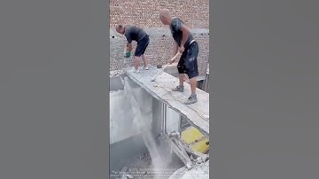 Full Collapse Process of Concrete Structure Demolition by Workers