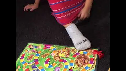 4 year old losing in candy land learning a lesson ...