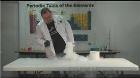 Dry Ice Experiment : Dry Ice Smoke Bomb