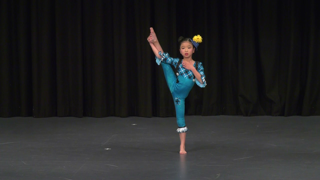 20210417 - CVI 9y Solo Novice Champion - Molly