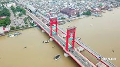 Indahnya jembatan ampera dilihat menggunakan drone - Durasi: 4.09. 