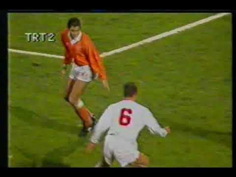 Türkiye 1-3 Hollanda (16.12.1992)