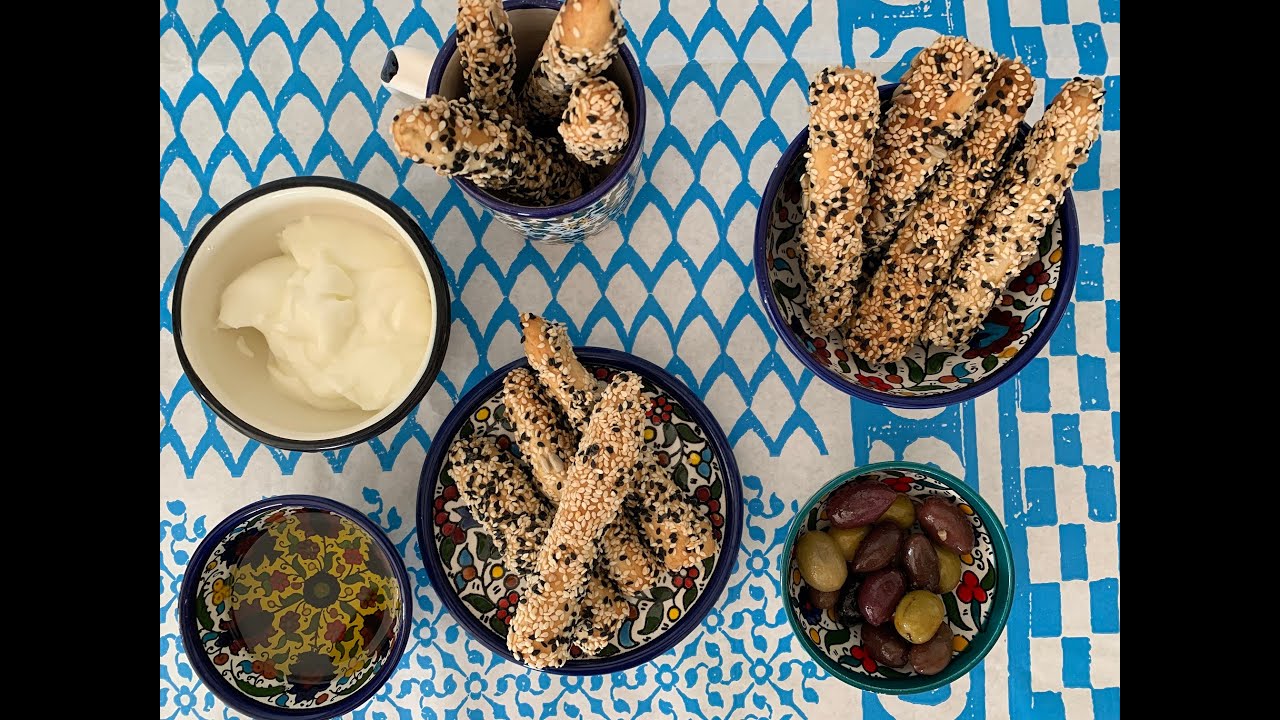 קריציניה מקלות בייגלה יווניים
