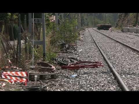 Renfe y Adif abandonan a su suerte a los usuarios del tren en Ourense
