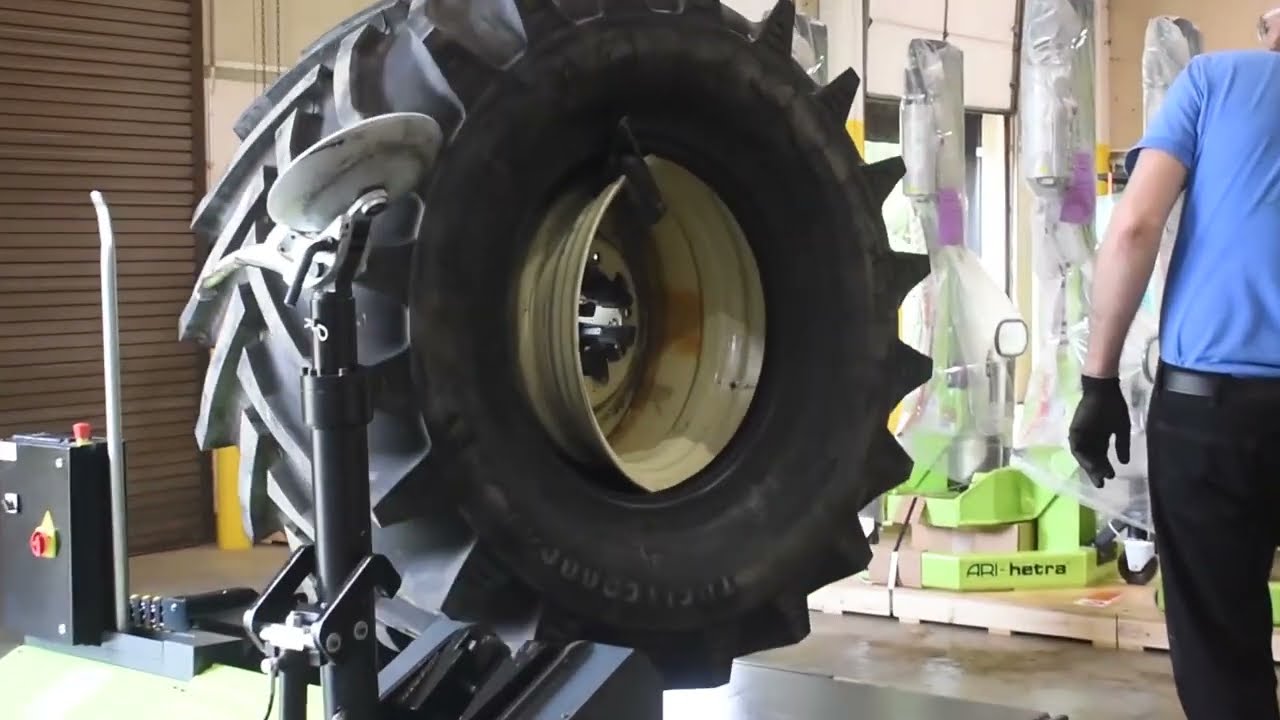 Heavy-Duty Tire Changer WS-19660