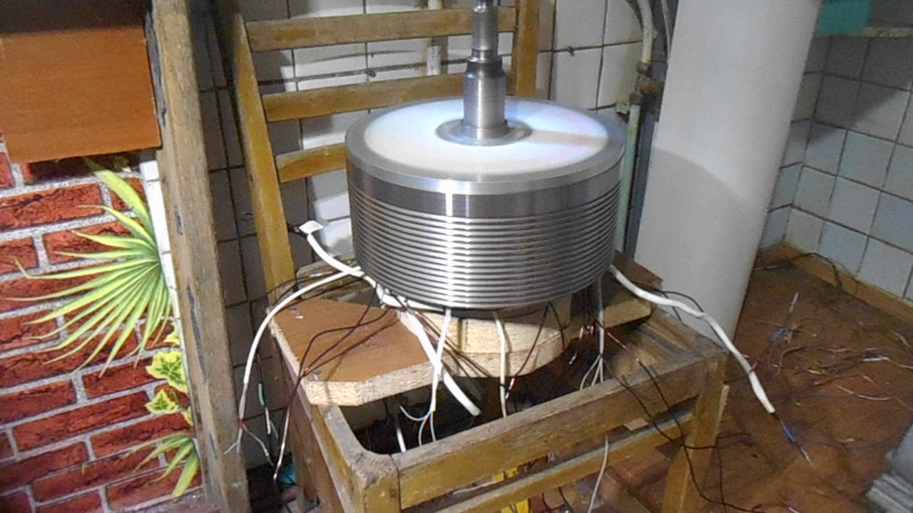 BLDC контроллер STM32 HCPL3120 - YouTube