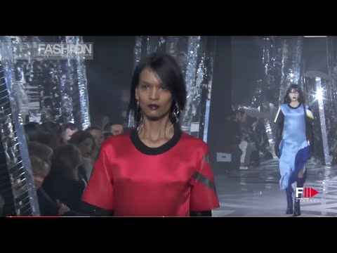 LOUIS VUITTON Full Show Fall 2016 Paris Fashion Week by Fashion Channel - YouTube