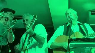 Video-Miniaturansicht von „Galway Girl - Carefree Road Band Live at Dicey Riley's Irish Pub“