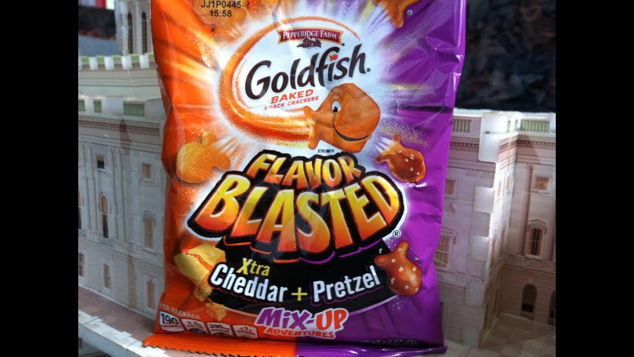 Goldfish Baked Flavor Blasted Xtra Cheddar - Produit Américain. 