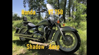 Обзор мотоцикла Honda VT750 Shadow Aero.