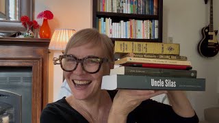 A Spooky (but still cozy!) Victober/ October TBR