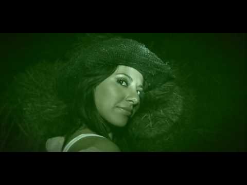 Ver video de Atascate Que Hay Lodo