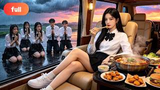 In past life, classmates murdered her. After being reborn, she spotted them begging outside her RV.