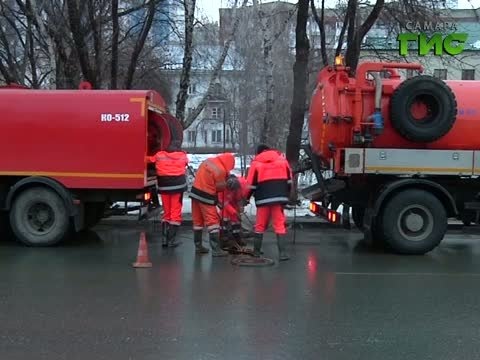 "Инженерные системы" приводят в порядок ливневые канализации во всех районах города