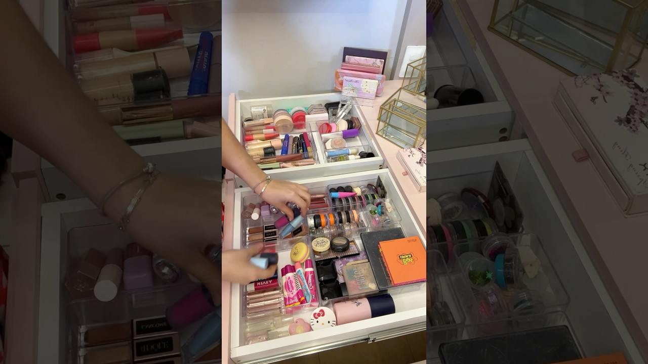 organize minha penteadeira comigo 🗣️🩷 