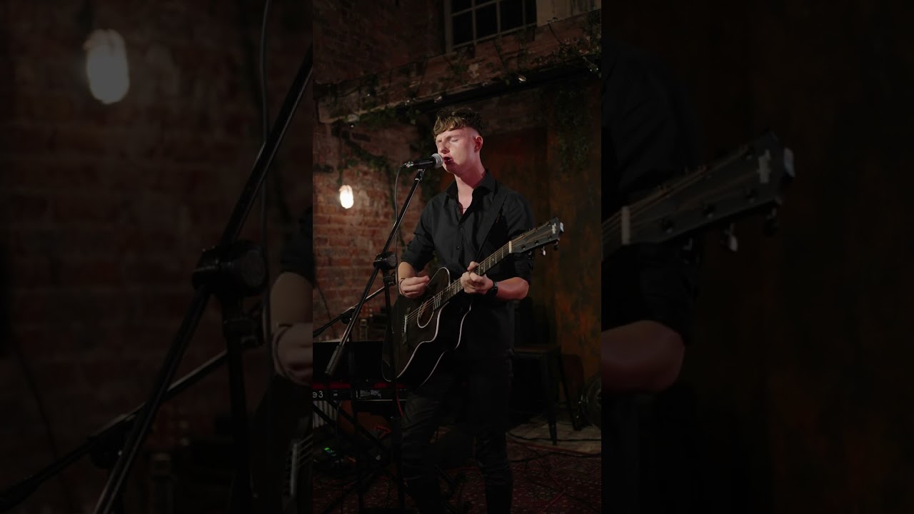 Daniall Lee - Entendre de La Genting (Live at The Button Warehouse)