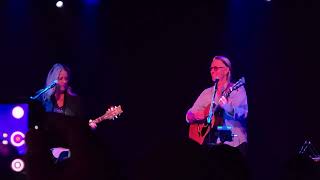 Vicki Petersen and John Cowsill- "In A Different Light" (Bangles cover)