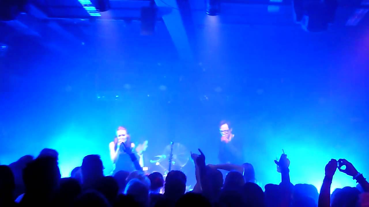 Ashbury Heights - SmAlLeR - live @ electriXmas 2010-12-18 HD-Stereo