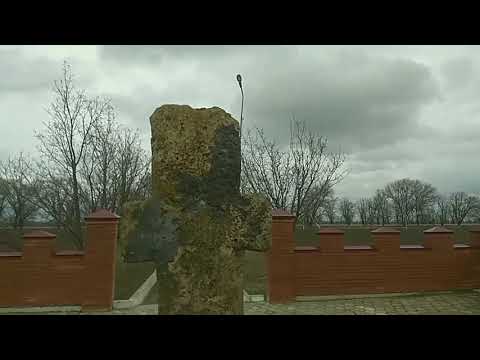 Будни зерновоза,пустые дома.