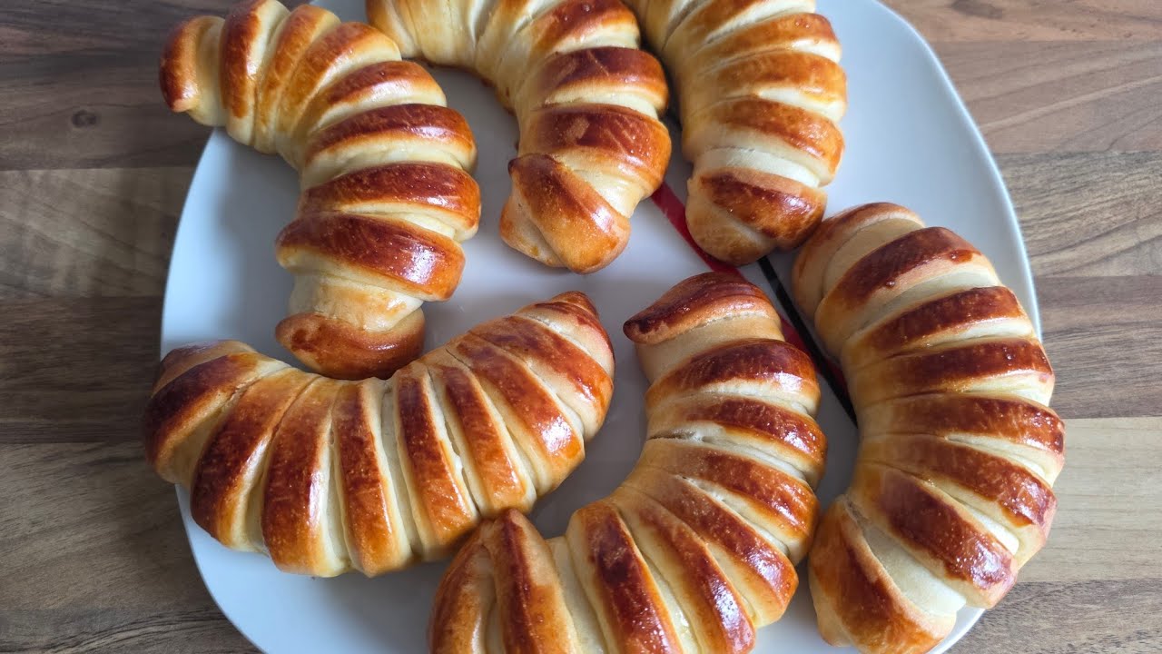 БУЛОЧКИ С АБРИКОСОВОЙ НАЧИНКОЙ,КАК ПУХ.