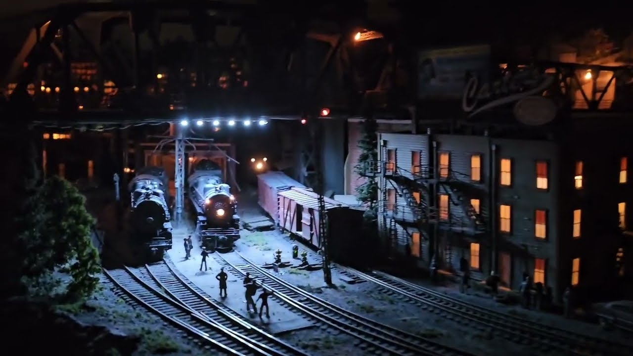 A Night Walk Thru of Howard Zane's World-Famous HO Layout!