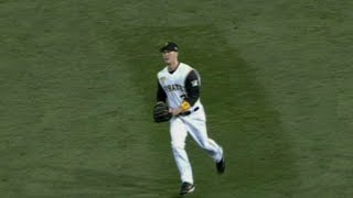 AL@NL: Bay makes a shoestring catch to rob Ichiro