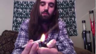 !!!HIPPYMAN ROLLS A DOOBIE!!!!!CANNABIS INFO- AND HOW IT AFFECTS MY ILLNES!!!!!TWAX JOINT!!!