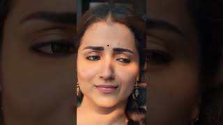 Trisha Krishnans Most Beautiful Look 4K Vertical Full Screen Close-Up