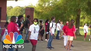 Mississippi Dials Back School Reopening Plans As COVID-19 Cases Rise | NBC News NOW