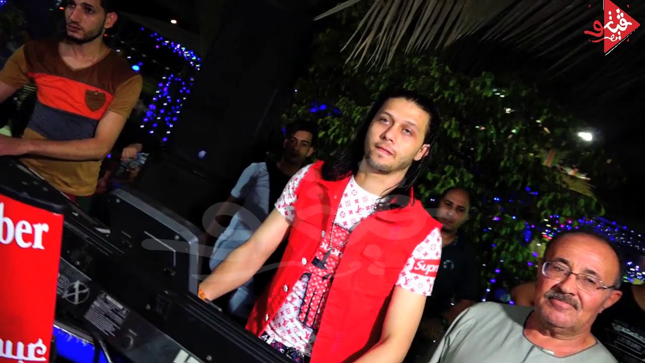 وصول عبسلام والسيد حسن فى استقبالو هو والفرقه وشوف جمهور الشرقيه رد فعلهم اى