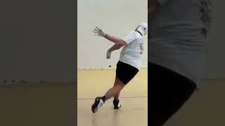 Un-gettable shot #handball #wallball #park #gloves #school