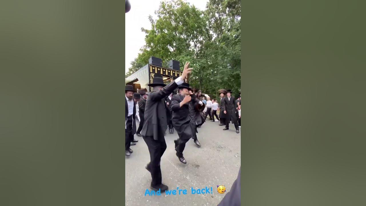 DANCING WITH THE TORAH🕺🏾🔥🕺🏾
