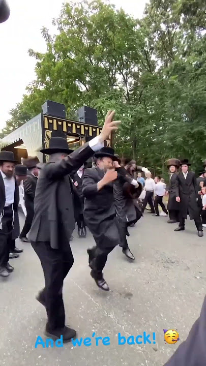 DANCING WITH THE TORAH🕺🏾🔥🕺🏾