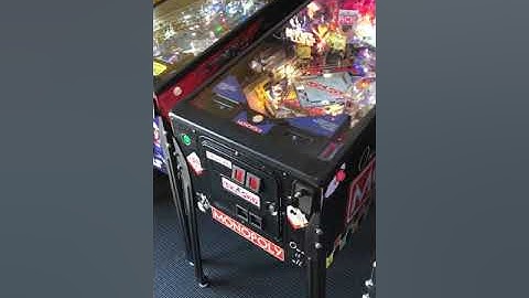 How to release a lockdown bar on a pinball machine - How to remove pinball glass to access playfield