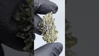 Ukázkový vltavín z Besednice. #topvltaviny #moldavite