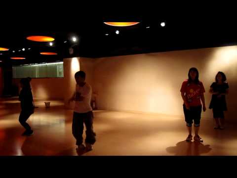小魚兒老師MV dance~f(x) hot summer 20111126