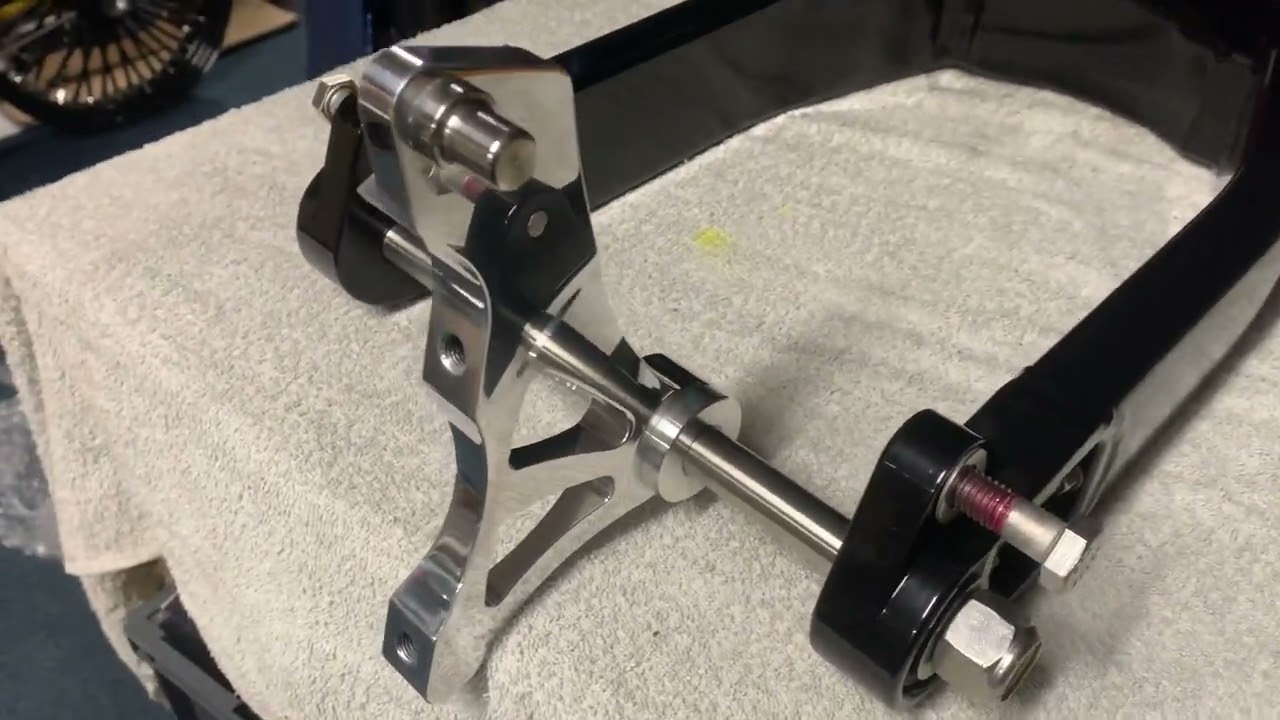 Harley Davidson FXR aluminium swingarm Metmachex uk optional radial brake bracket spherical bearings