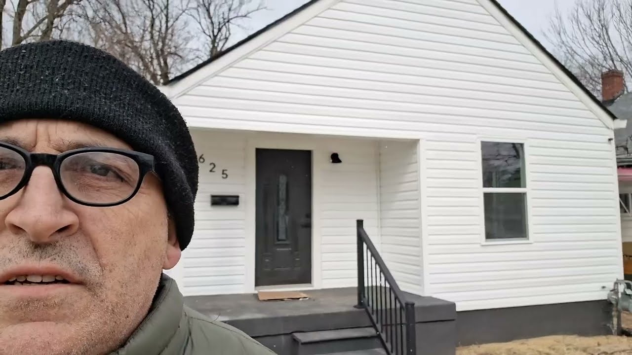 Kuca na prodaju u mojoj ulici!