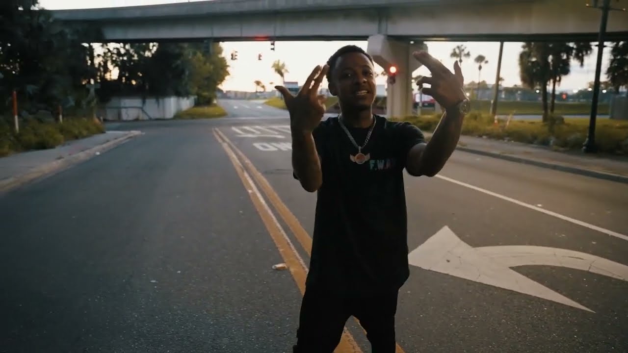 Soulja K - Gangsta Shit 7 (Official Music Video) prod DOMBOI - YouTube