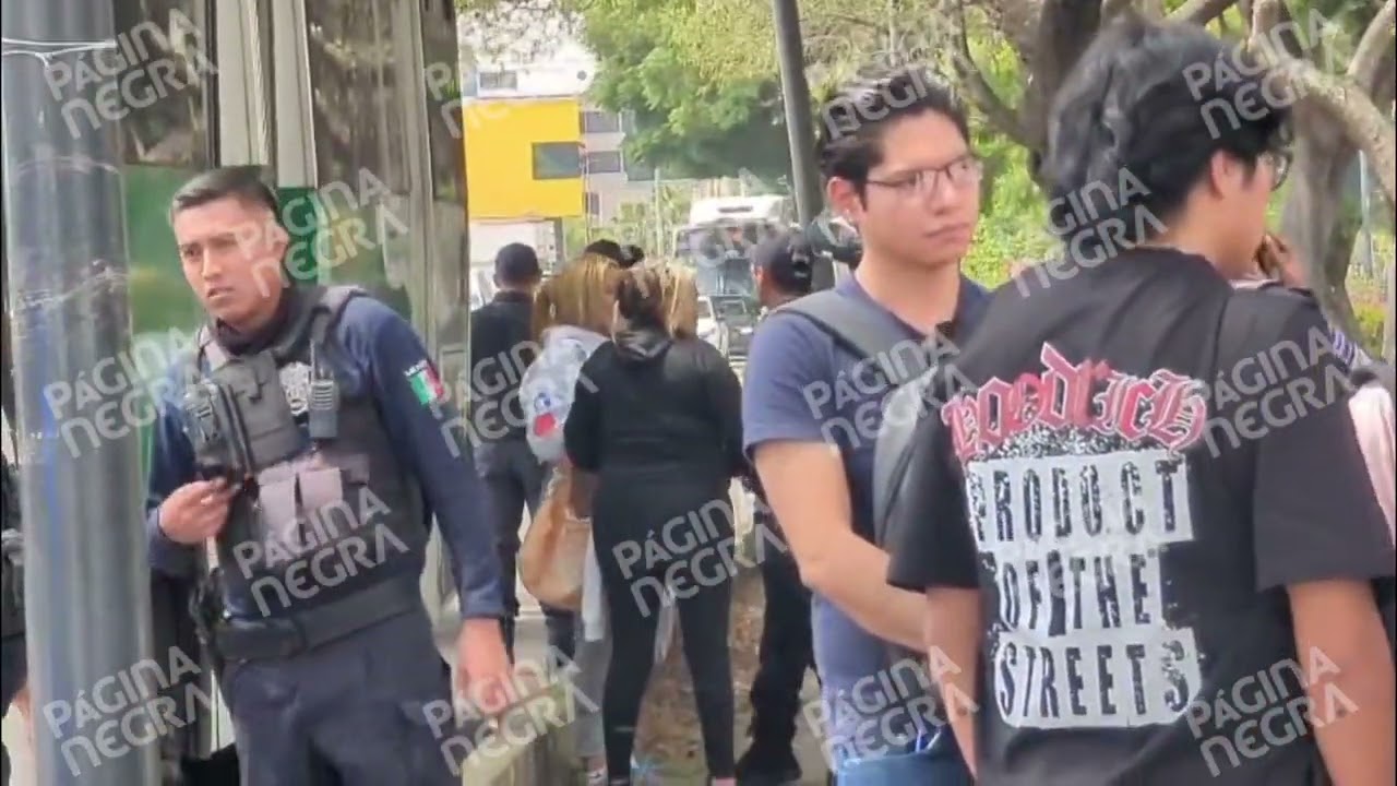 Detienen a carteristas en unidad de RUTA Puebla; les aseguran 20 celulares