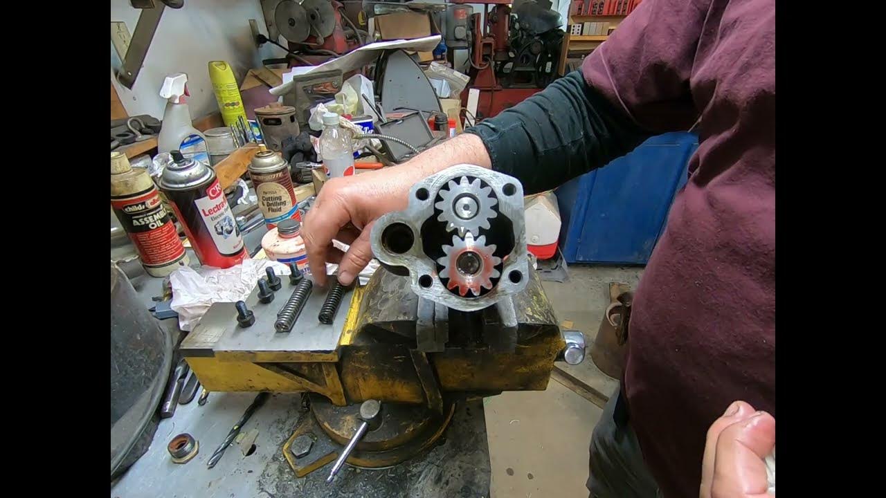  516 Farmall Super C engine rebuild part 14 Oil pump rebuild YouTube